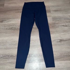 Women’s Lululemon Dark Blue 28” Align Leggings, Size 6